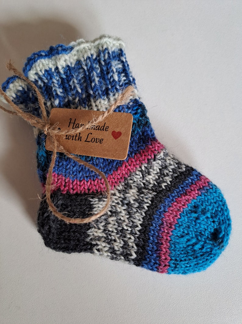 Hand-knitted baby socks, wool first socks, size 15/16 0 to 3 months 4