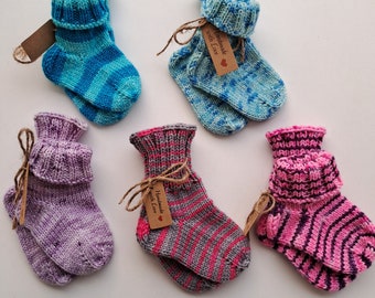 Handgestrickte Babysocken, Baby-Strick Socken, Erstlingssocken 100% Wolle (Merino) ,0-6 Monate