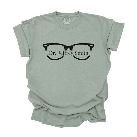 Optician Shirt, Eyeglass TShirt, Optometry, Personalized TShirt, Optometrist TShirt, Optometry Custom Shirt, Optician Gift, Optometrist Gift