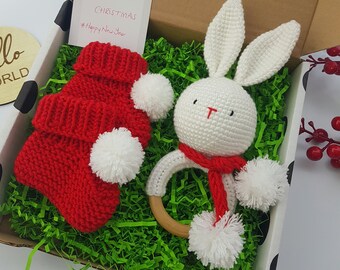 Unique Christmas Gift for New Baby, Christmas Baby Gift Box, Crochet Baby Rattle & Booties, Crochet Baby Hat, Gender Neutral Baby Gift