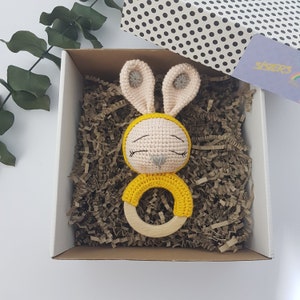 Rabbit Baby Rattle, Crochet Rattle for Baby, Sensory Toy, Bunny Rattle, Gift for Baby