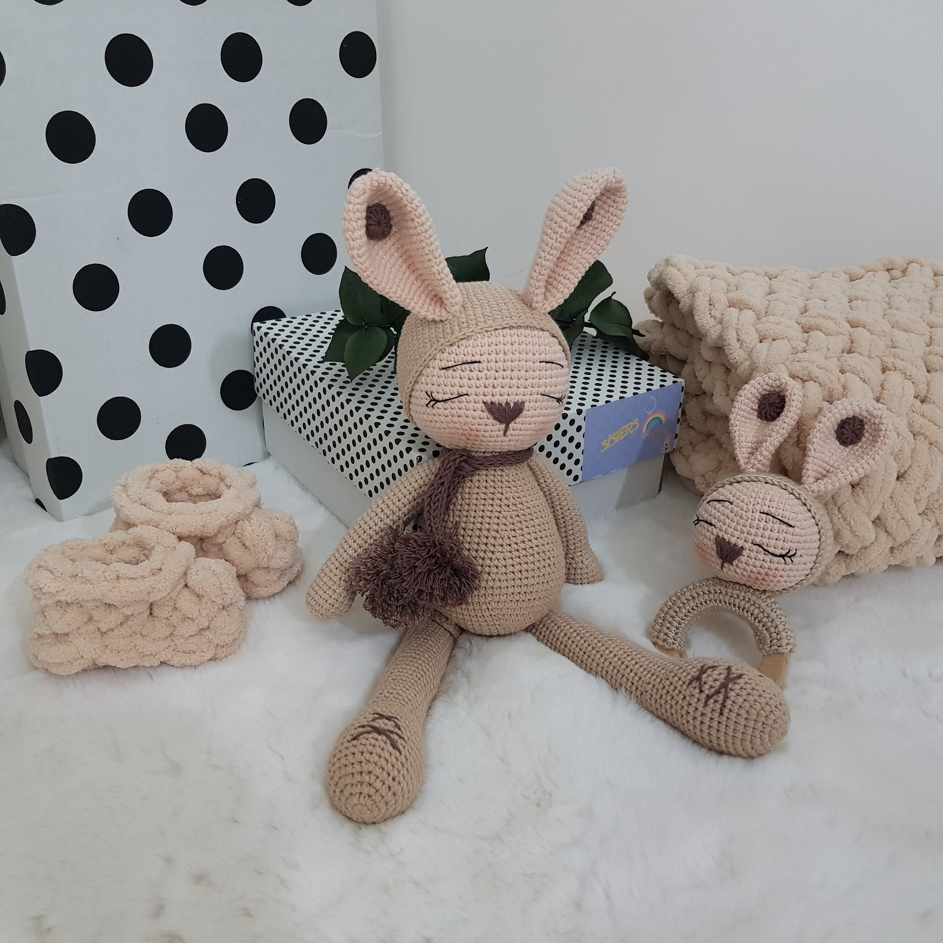 Gender Neutral Baby Gift Newborn Gift Box Best Pregnancy - Etsy