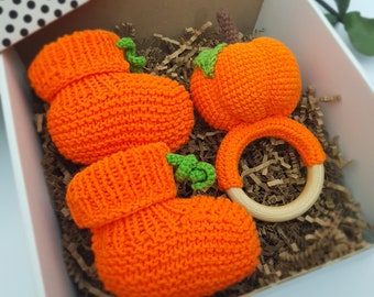 Pumpkin Baby Gift, Little Pumpkin for Baby,  Pumpkin Rattle, Crochet Pumpkin Booties, Halloween Gift for Baby