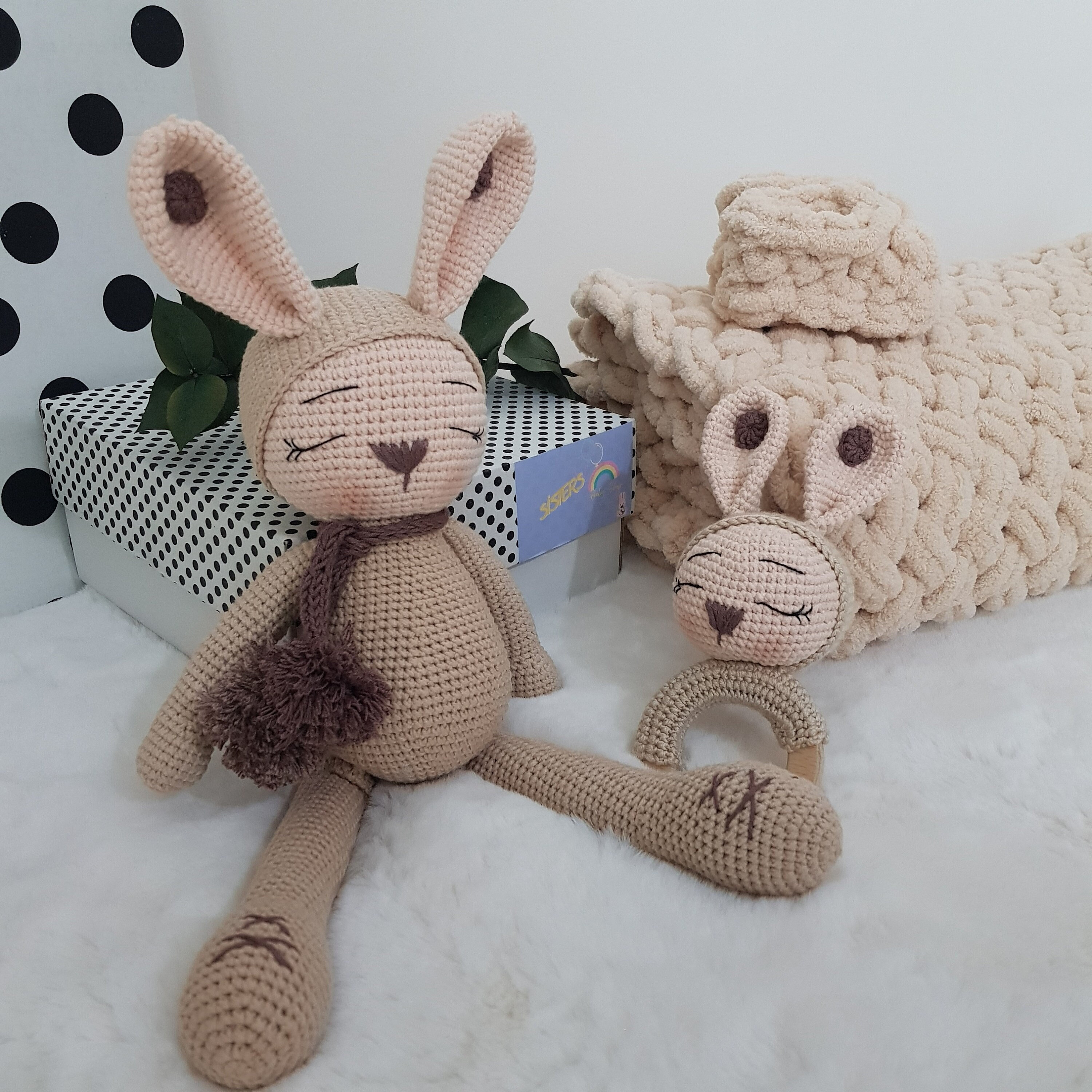 Gender Neutral Baby Gift, Newborn Gift Box, Best Pregnancy Gift, New ...