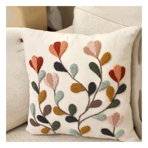 Funda de almohada decorativa con diseño floral, funda de cojín con bordado a mano, funda de almohada color crema lima hecha a mano, regalos únicos para inauguración de la casa