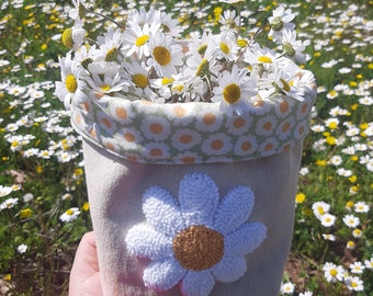 Daisy Embroidered Fabric Basket, Handmade Floral Organizer, Baby Room Decor, Mother's Day Gift