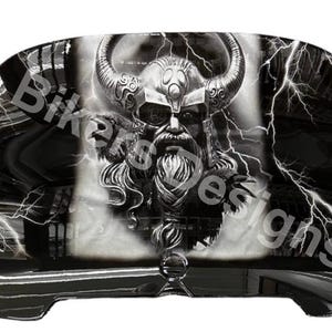 Kundenspezifische Windschutzscheibe - Odin (All-Father) Road Glide Only