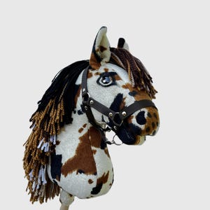 Hobbypferd Appaloosa, kleine Größe, Patches, Garnmähne, Zaumzeug, Halfter, Kapphast, Steckenpferd