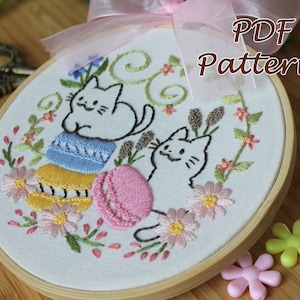 PDF Stickmuster [Katzen & Macarons] Stickmuster Stickmuster Stickdatei Kawaii Stickbild Stickdatei Katze Stickmuster Stickdatei Macarons