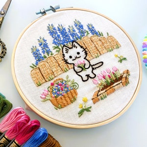 DIY Embroidery Kit Spring Garden & Cat/ embroidery set 6 inch hoop/ cute kitty and flowers/ easy DIY/ easy hand embroidery kit/ DMC floss