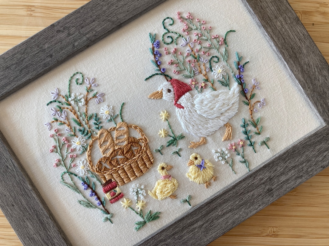 DIY Embroidery Kit: Picnic Duck & Ducklings Family, Spring Floral Design for 6 Inch Hoop - Etsy