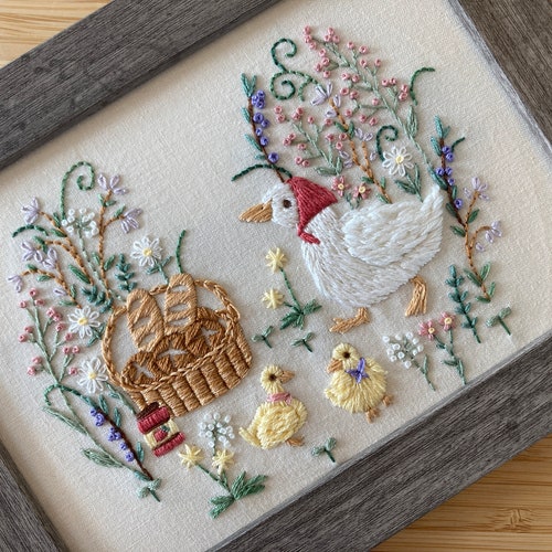 DIY Embroidery Kit: Picnic Duck & Ducklings Family, Spring Floral Design for 6 inch Hoop