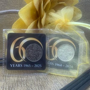 Moneda de regalo personalizada número 60 de 1965 Moneda de seis peniques de la suerte Regalo de cumpleaños para esposo, hermano, papá, mamá, amigo Aniversario 70 años 42