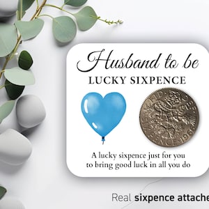 Idea de regalo para el futuro esposo/novio, moneda de seis peniques de la suerte, regalo para el novio, idea de regalo para el día de la boda, recuerdo de boda del novio, recuerdo de la suerte, corazón azul 06