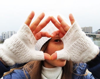 Cute and soft fingerless mitts Snowdrop