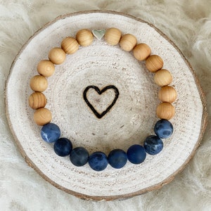 Halschakra-Armband Diffuser Heilstein-Armband mit Sodalith für Tiefe und Wahrheit | Geschenk Mama Mutti Frau Freundin Weihnachten