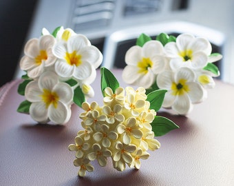 Flower Ceramic Essential Oil Diffuser for Car with Vent Clip for Aromatherapy, Air Quality Improvement, Promote Pleasant Driving