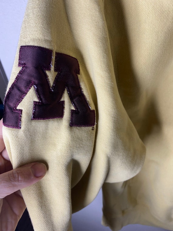 Vintage University of Minnesota Hoodie - image 8