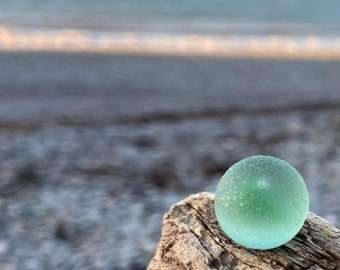 Green cats eye seaglass marble