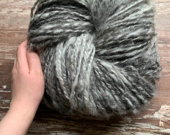 Handspun Finnsheep Wool Yarn, Super Bulky 282 Yards. Slubby Gray, White.  For Knitting, Crochet, Weaving, and Fiber Art. 