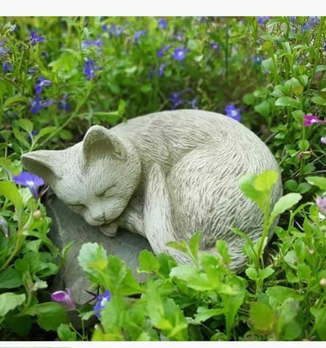 Sleeping Cat Statue Reconstituted Stone Kitty Ornament Animal Concrete
