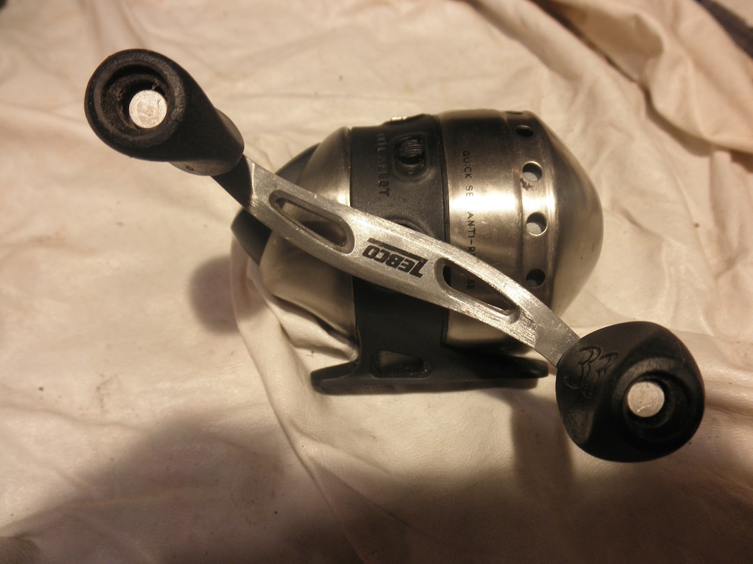 Moulinet De Pêche Ancien ZEBCO Modèle 33 Spin Casting - Vintage - Eau Douce - USA