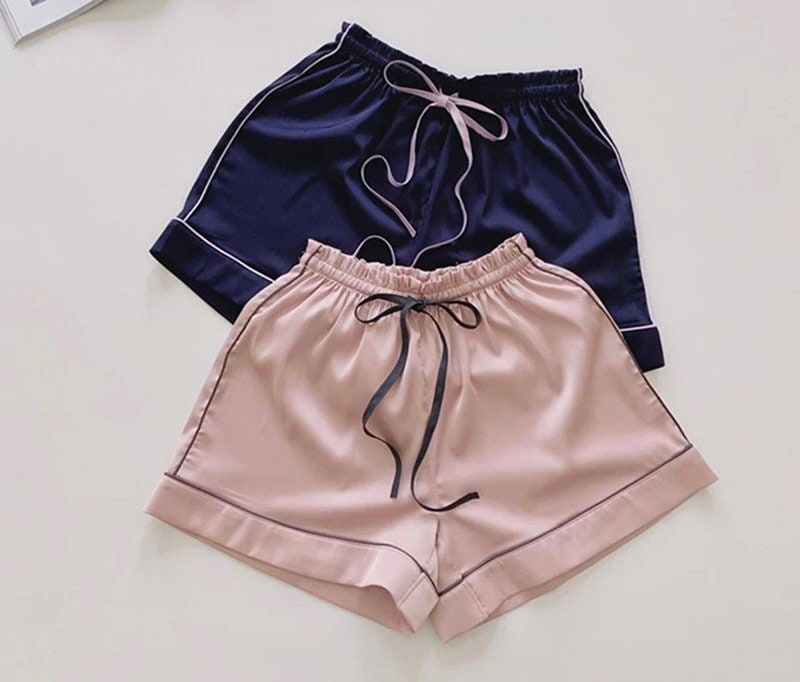h and m booty shorts