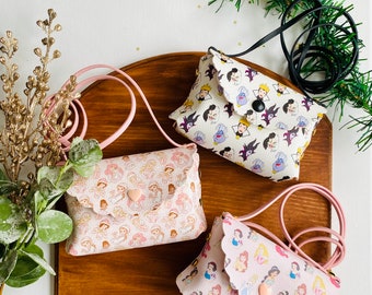 Bolso bandolera de princesa/bolso bandolera de villanas/princesa mágica/disfraz para niños/bolso para el mejor día/bolso para niños/regalo para niñas/monedero para niños pequeños/niños