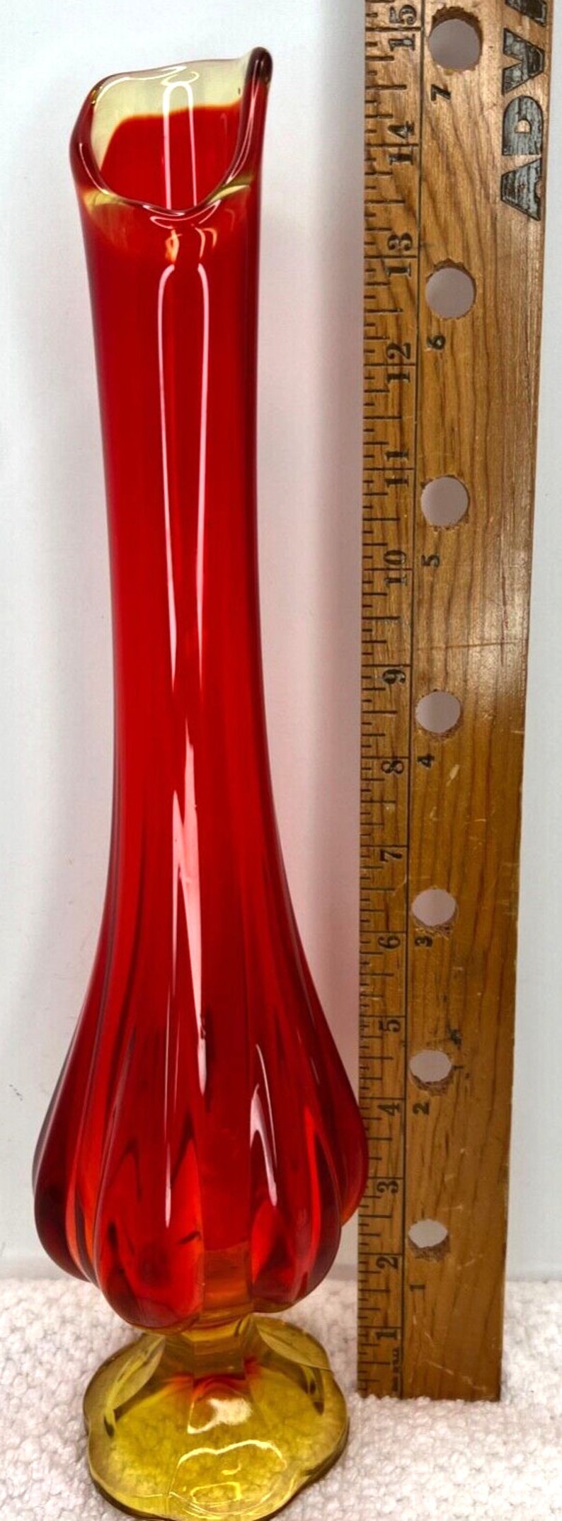 L.E. Smith Amberina Swung Vase Six Petal Pedestal Base Etsy