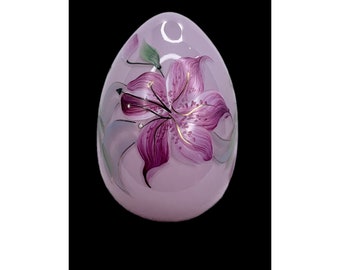 Fenton Large Blown Glass Egg with Flowers On Rose Overlay 05031 HP by Robinson