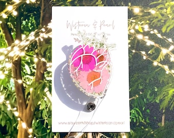Pressed Flower Heart Badge Reel, Anatomical Heart Badge Reel, Cardiologist Badge Reel Retractable Clip, Badge Reel for Nurses Gift