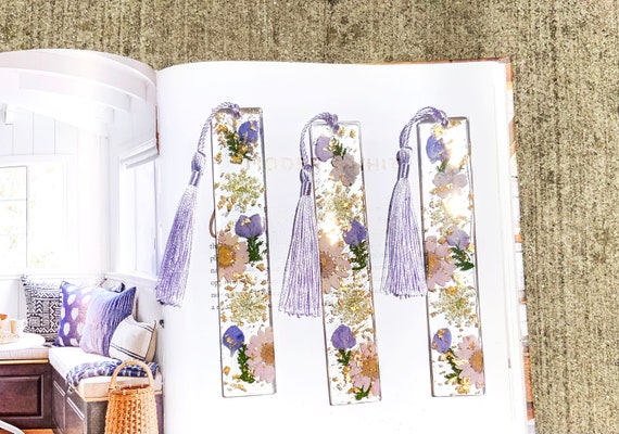 Acrylic Dried Flower Bookmark, Acrylic Purple Flower Bookmarks, Beautiful Flower Acrylic Bookmark, Book Holder Gift, Gift for Her