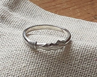 Anillo de hoja de roble de plata, anillo de hoja de plata esterlina hecho a mano, anillo de roble celta de plata, anillo de hoja de plata, anillo de naturaleza hecho a mano, anillo de bellota de plata