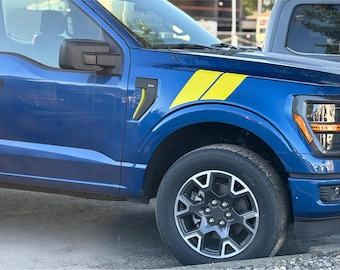 Paski na błotniki od LUDesignsNY do Forda F-150 z lat 2021-2026. Tylko model z silnikiem benzynowym. W zestawie film instruktażowy i ściągaczka! 1 kolor