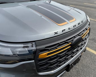 Capuchonstrepen van LUDesignsNY Op maat gemaakt en op maat gemaakt voor een Ford Explorer Tremor®, Platinum™, ST, ST-Line en Active uit 2026. Video installeren.