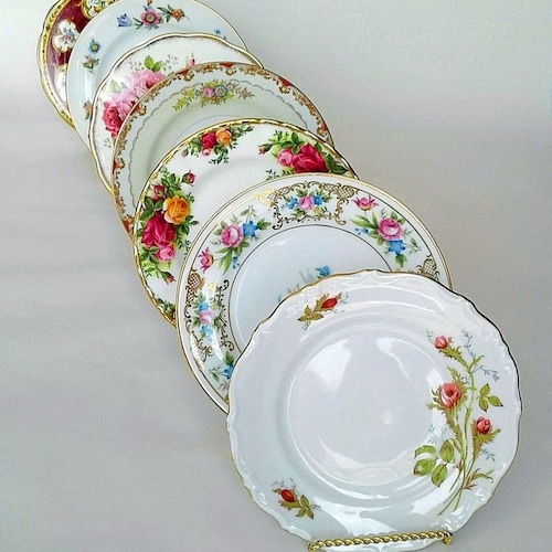 4 assiettes en porcelaine dépareillées, vaisselle vintage en vrac, décoration murale en assiettes