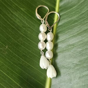 Pikake Flower Pearl Silver Earrings. Hawaiian Flower. Beach Earrings. Made in Hawaii. Jasmine Flower