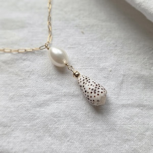 Hawaiian Flea Cone Shell and White Pearl Necklace: 14K Gold Filled