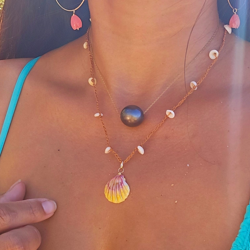 Sunrise Shell Necklace - Etsy