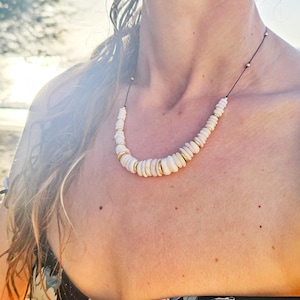 Hawaiian Puka Necklace.  Puka Seashell. Puka seashell Hawaii. Seashell Necklace