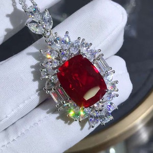 10 Carat Colorless Cushion Cut VVS Lab Grown Ruby Necklace