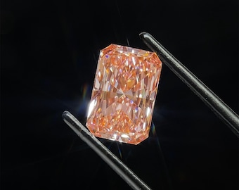 Radiant Cut Intense Pink Lab Grown Diamond, VVS/VS, IGI Certified