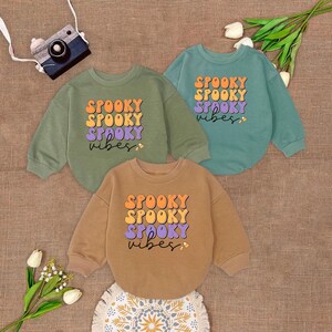 Spooky Vibes Baby Romper, Retro Halloween Bodysuit, Funny Halloween Baby Romper Sweatshirt Outfit, Fall Baby Clothes, Retro Spooky Halloween