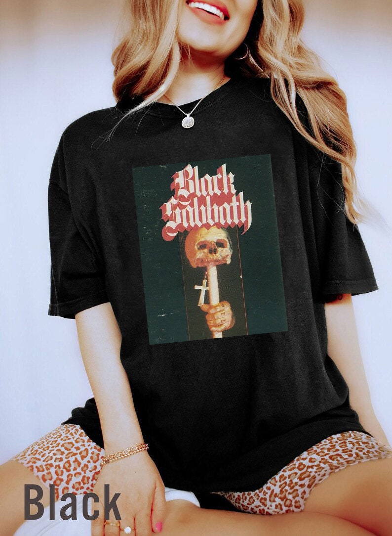 Discover Retro Black Sabbath Band T-Shirt