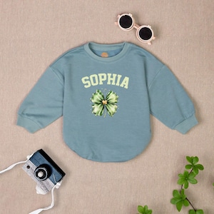 Personalized Name Lucky Shamrock Green Bow, St Patrick&#39;s Day Baby Romper, Cute Irish Baby Gift, Clover Baby Outfit, Lucky Charm Baby