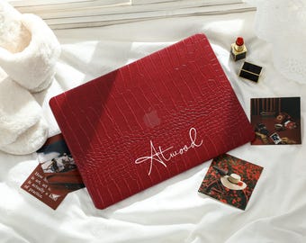 Elegant Red Crocodile Print MacBook Case for New MacBook Air 13 A2681 Pro 13 A2338 Pro 14 Pro A2442 Pro 16 inch 2022 Unique Laptop Case