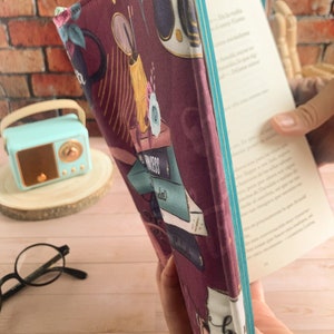 Cubierta de libro ajustable, cubierta de libro retro hecha a mano, funda de libro con correa elástica para ajustar, cubierta de chaqueta de libro, libro beau, sobrecubierta, imagen 2