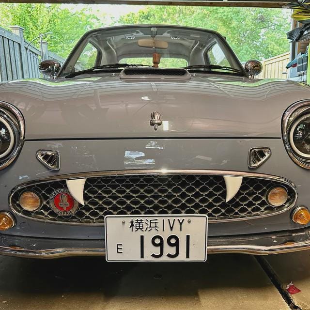 Nitakou Halloween Car Fangs Car Teeth Decor,Monster Decoration Teeth for Cars, Truck, or SUV,A Pair Vampire Tooth Decor for Mounts to Car Front Grille