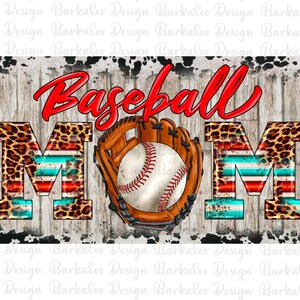 K&ouml;nnte beinhalten: Baseball Mom Grafik mit Leopardenmuster und rot-wei&szlig;-blauen Streifen. Die Grafik enth&auml;lt einen Baseball und einen Handschuh.