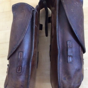 1 pair Swiss Army officer saddle bags 1901 - 1 pair Swiss Army horse saddle bags 1901 - Equestrian Cavalry Motorcycle Bag Biker